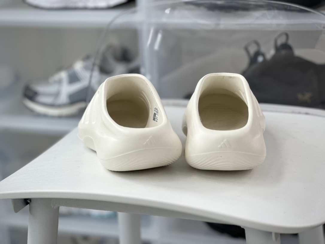 200 阿迪达斯Adidas Originals adiFOM IIInfinity Slides”Bone White”无限凉拖鞋“骨白”JH6766