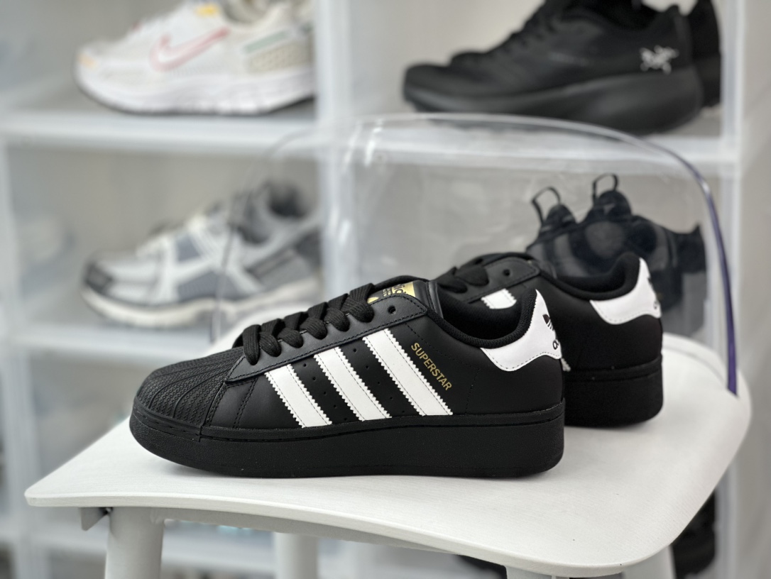 160 Adidas Originals Superstar XLG 贝壳头系列低帮板鞋“皮革武士黑白LOGO”IG9777