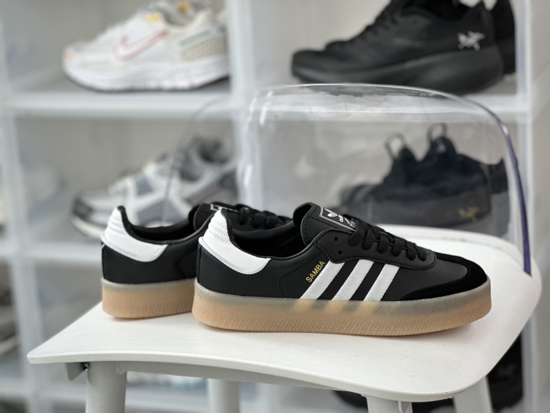 160 阿迪达斯Adidas Originals Sambae”Black White”桑巴舞板鞋“皮革黑白生胶底”ID0436