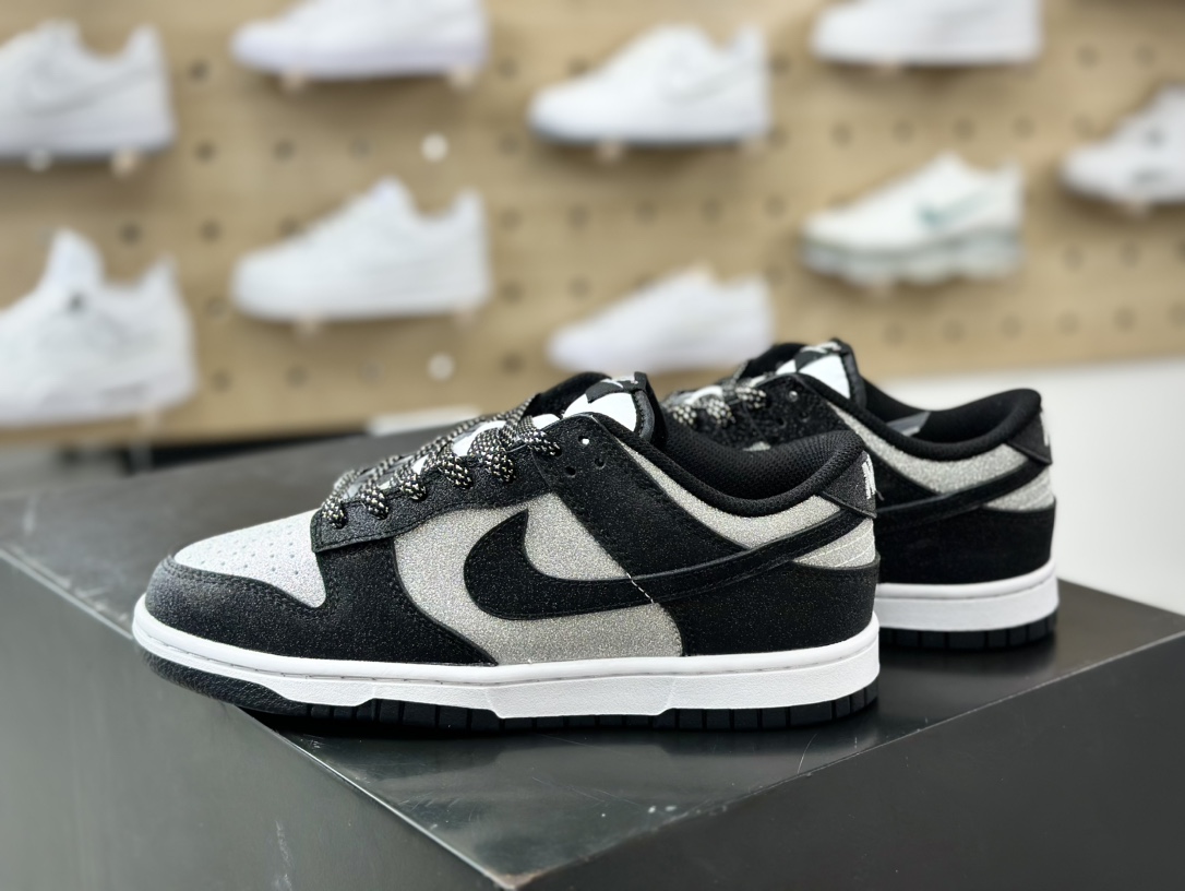 200 耐克Nike By You SB Dunk Low Retro SP扣篮系列低帮休闲运动滑板板鞋“拼接黑银天鹅满天星”LW1818-101