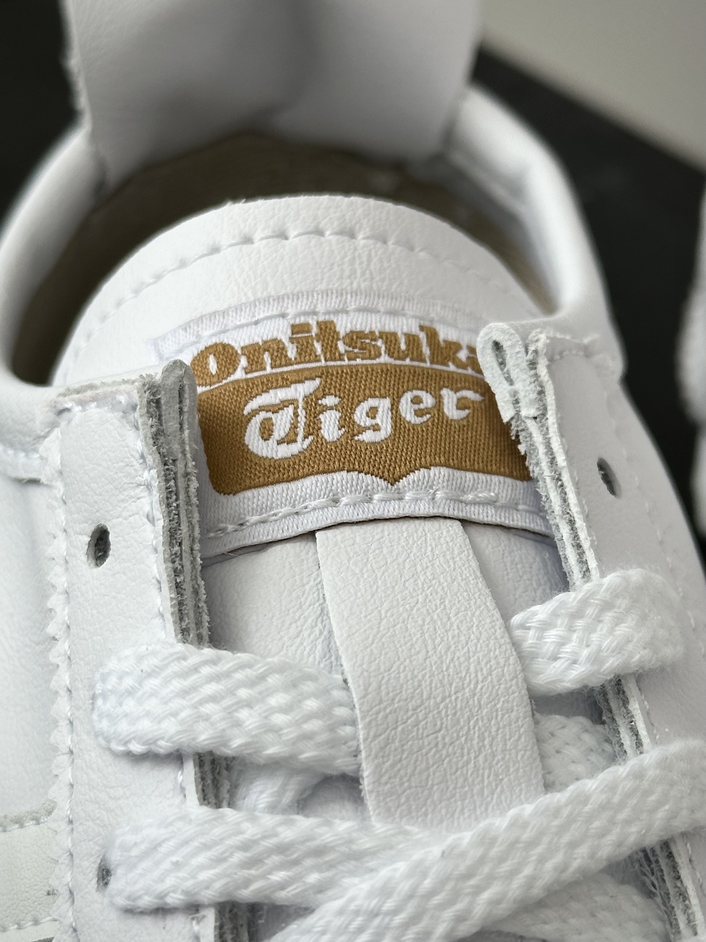 140 鬼塚虎/Onitsuka Tiger Mexico 66经典墨西哥系列低帮慢跑鞋“皮革白浅灰”DL408-0101