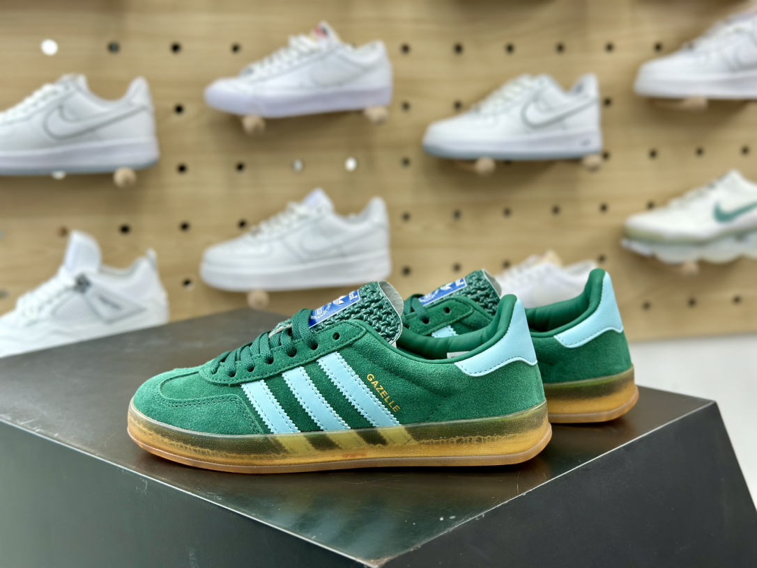 160 Adidas Gazelle Indoor Trainers 羚羊内训板鞋“青绿浅蓝生胶底”IG9979