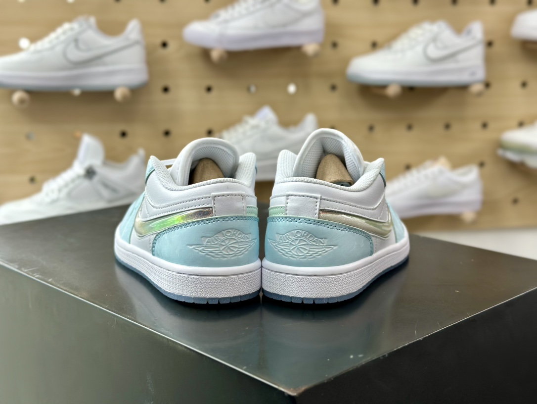 200 耐克Nike Air Jordan 1 Low GS”Glacier Blue”AJ1乔丹一代篮球鞋“星空蓝白镭射流沙冰晶底”HJ3481-491