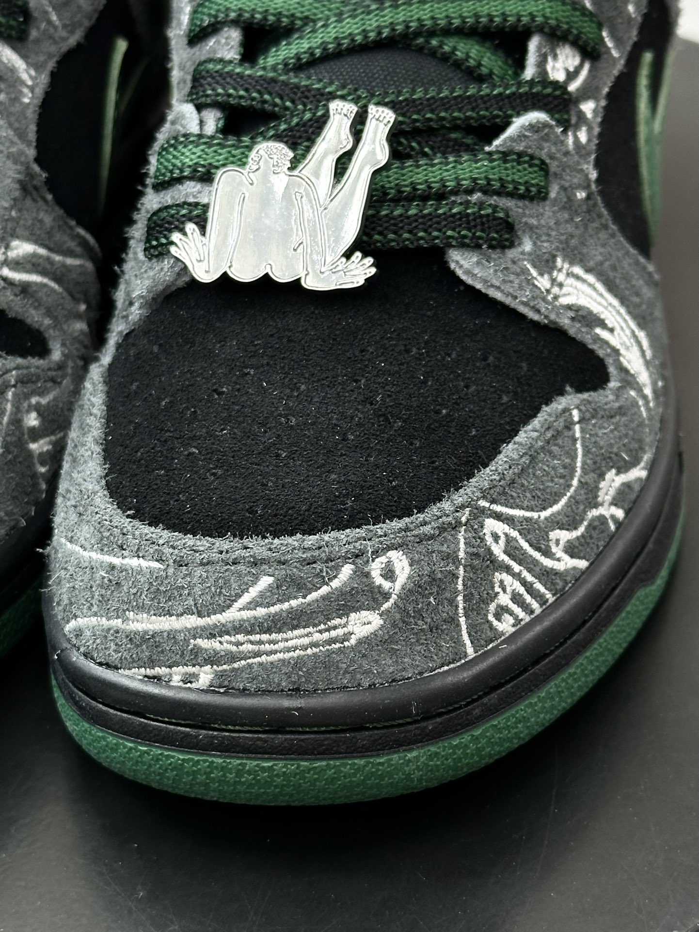 360 There Skateboards x NK SB Dunk Low 联名款低帮休闲板鞋 HF7743-001