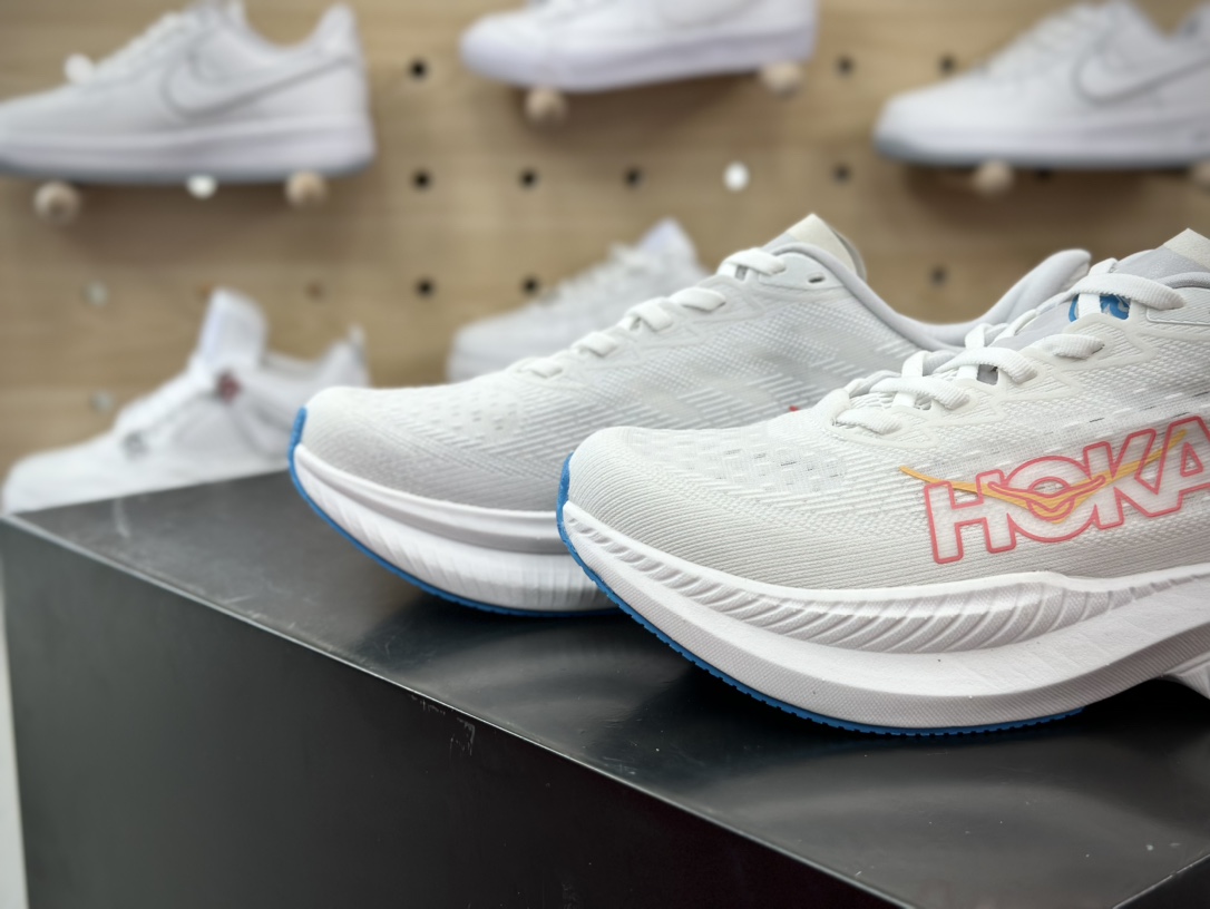 200 Hoka One One Mach 6 Low 马赫6代系列低帮全马竞速慢跑鞋“网织白红蓝”1147810/WNCL