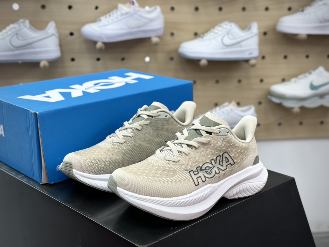 200 Hoka One One Mach 6 Low 马赫6代系列低帮慢跑鞋“网织燕麦黄白”1147790/OKB