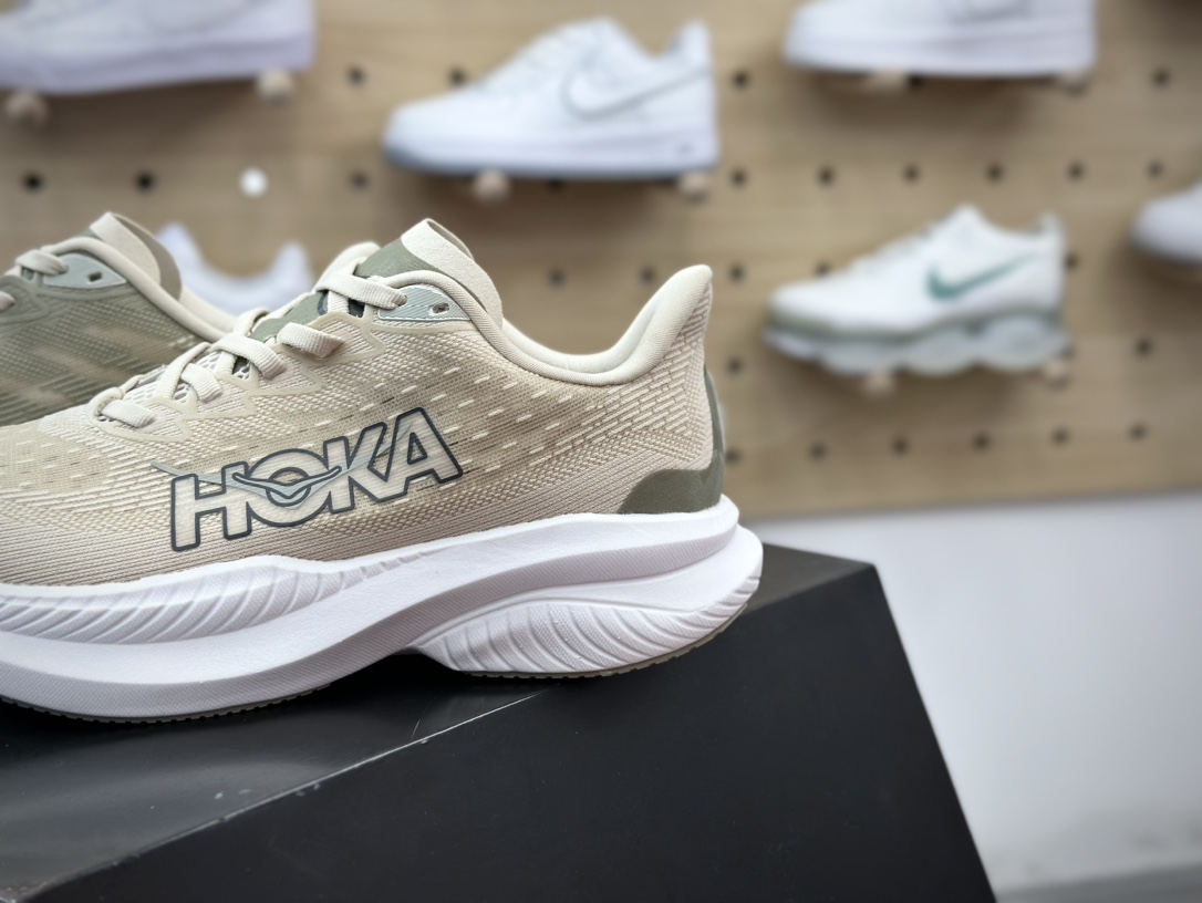 200 Hoka One One Mach 6 Low 马赫6代系列低帮慢跑鞋“网织燕麦黄白”1147790/OKB