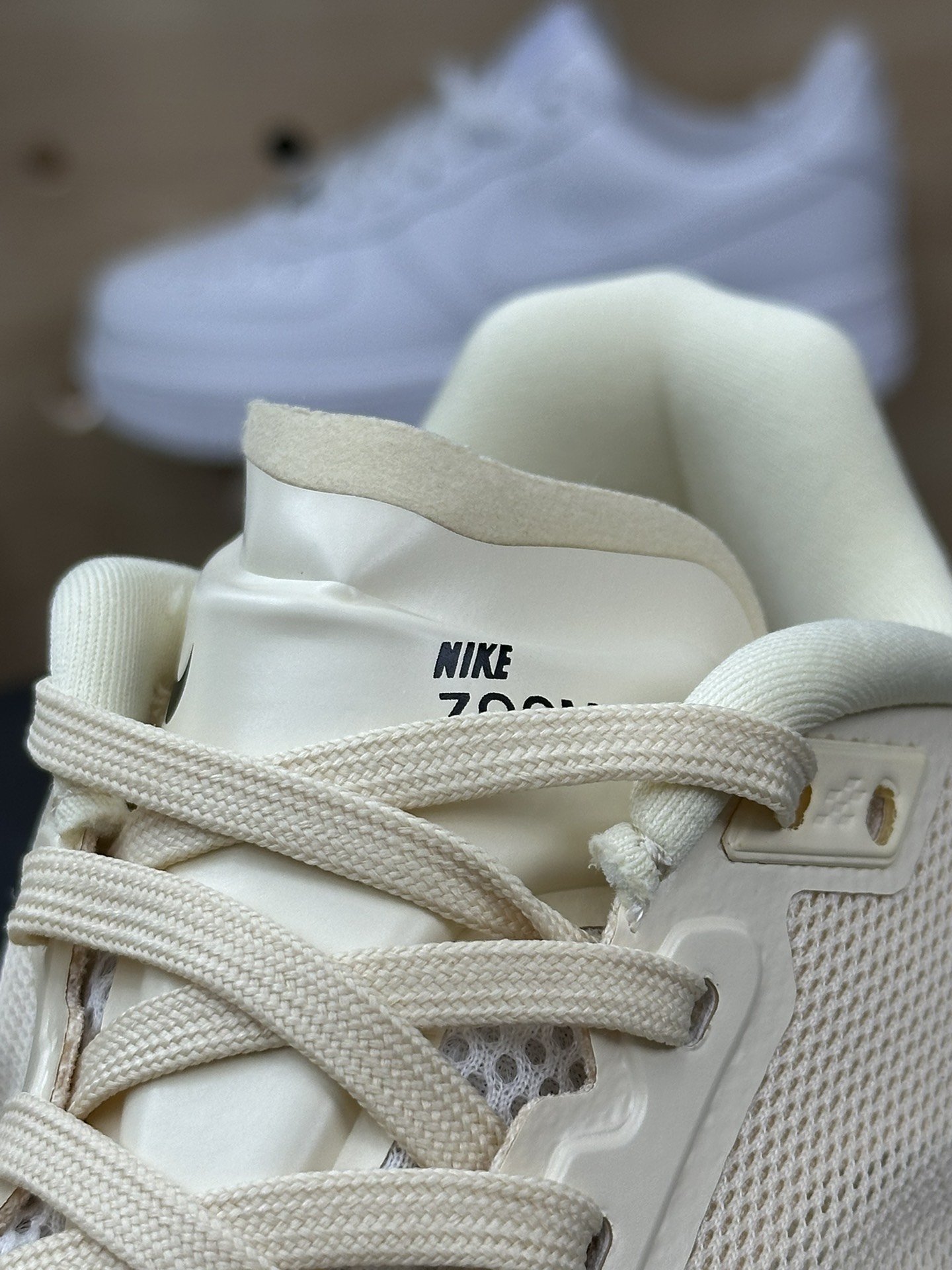 200 男女鞋NIKE AIR Zoom RIVAL Fly 6 超轻跑步鞋织物减震轻盈跑步鞋