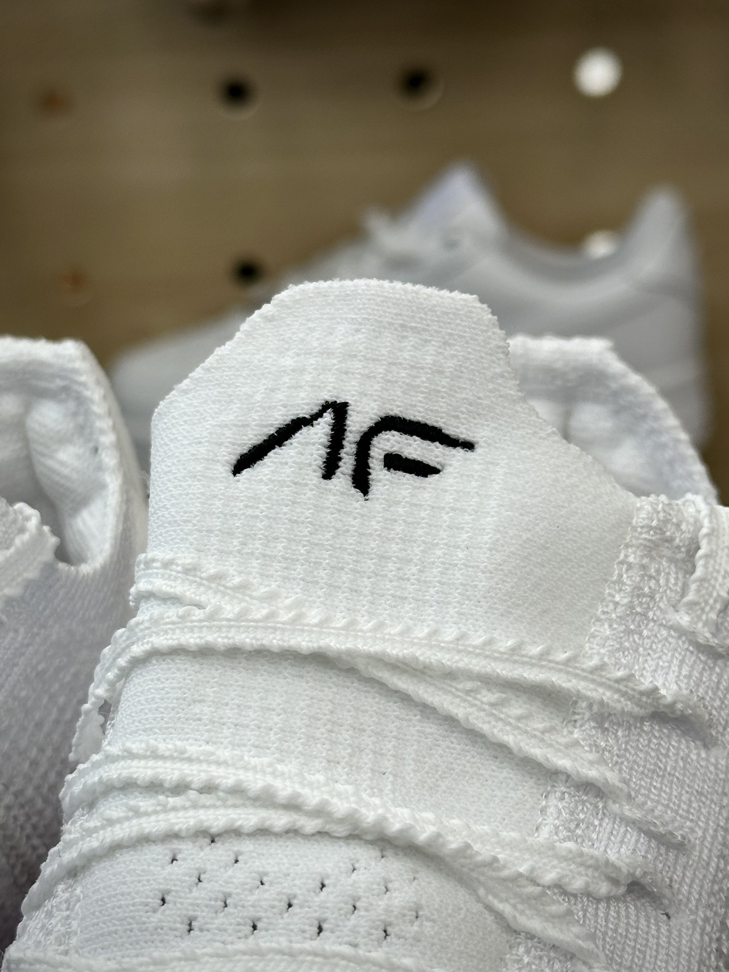 300 耐克Nike Air Zoom Alphafly Next% 3 Proto”Volt Aqua”阿尔法慢跑鞋“针织白色紫红渐变”FD8311-100