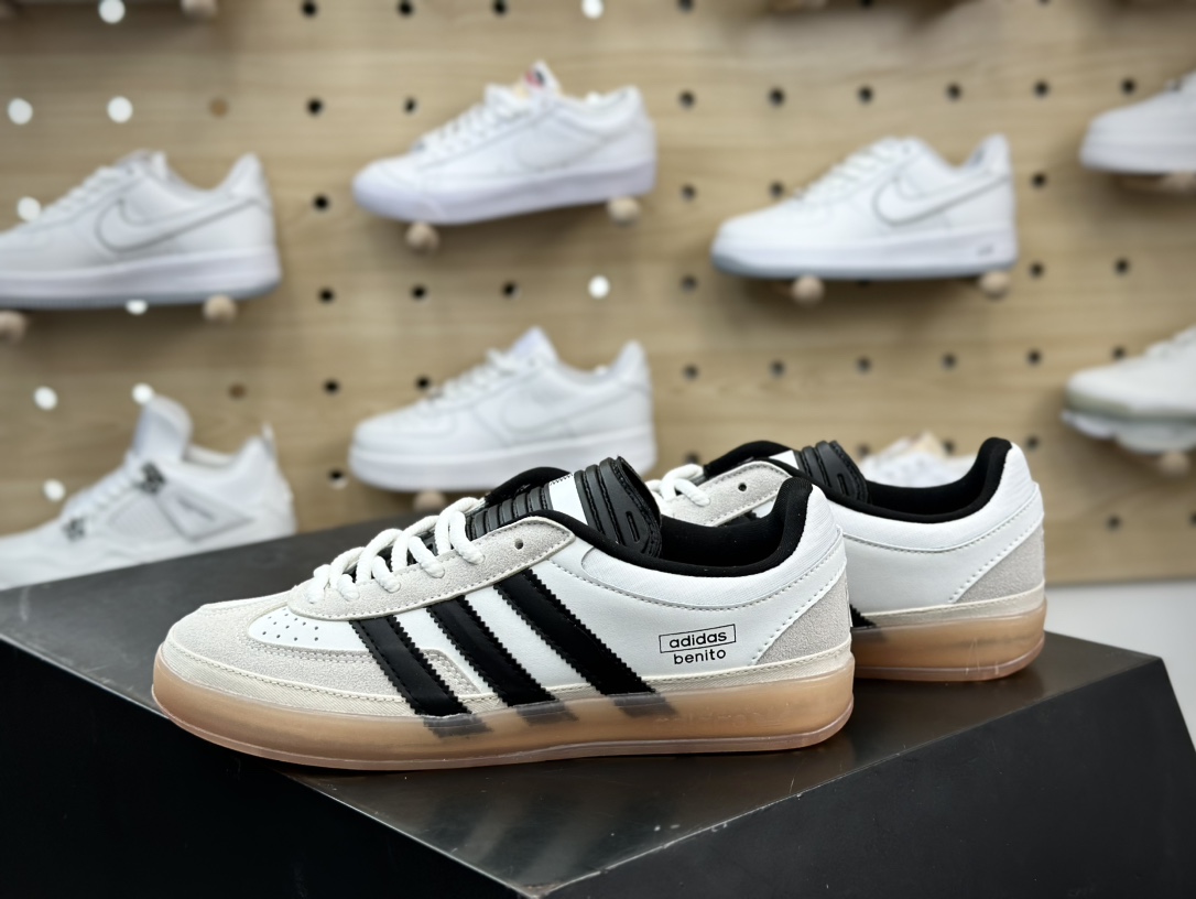 160 Bad Bunny x Adidas Gazelle Indoor Trainers ”Benito”羚羊板鞋“联名白黑浅灰变形鞋头”IF9735