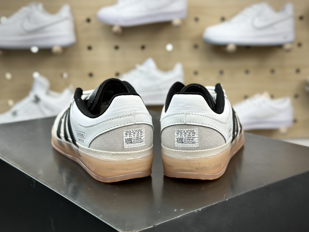160 Bad Bunny x Adidas Gazelle Indoor Trainers ”Benito”羚羊板鞋“联名白黑浅灰变形鞋头”IF9735