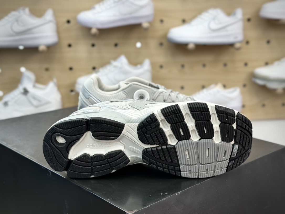 220 阿迪达斯Adidas Originals Astir”Space Silver Grey”慢跑鞋“太空灰银”GZ3569