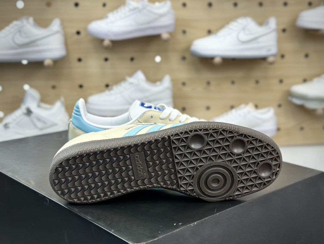 240 Adidas Originals Samba OG桑巴舞系列绅士德训板鞋“皮革米黄棕蓝”IG1024