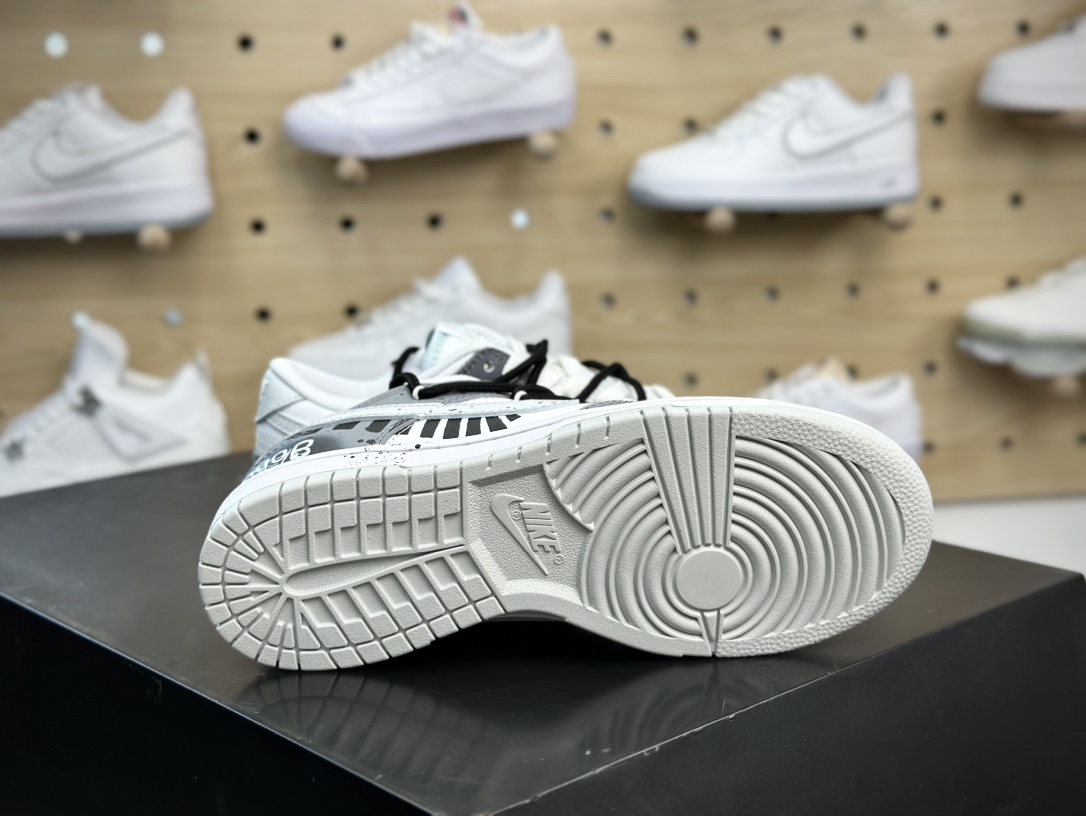 300 男女鞋DIY纯原（P24）Nike SB Dunk Low 泼墨涂鸦 克罗心  DV0831-101