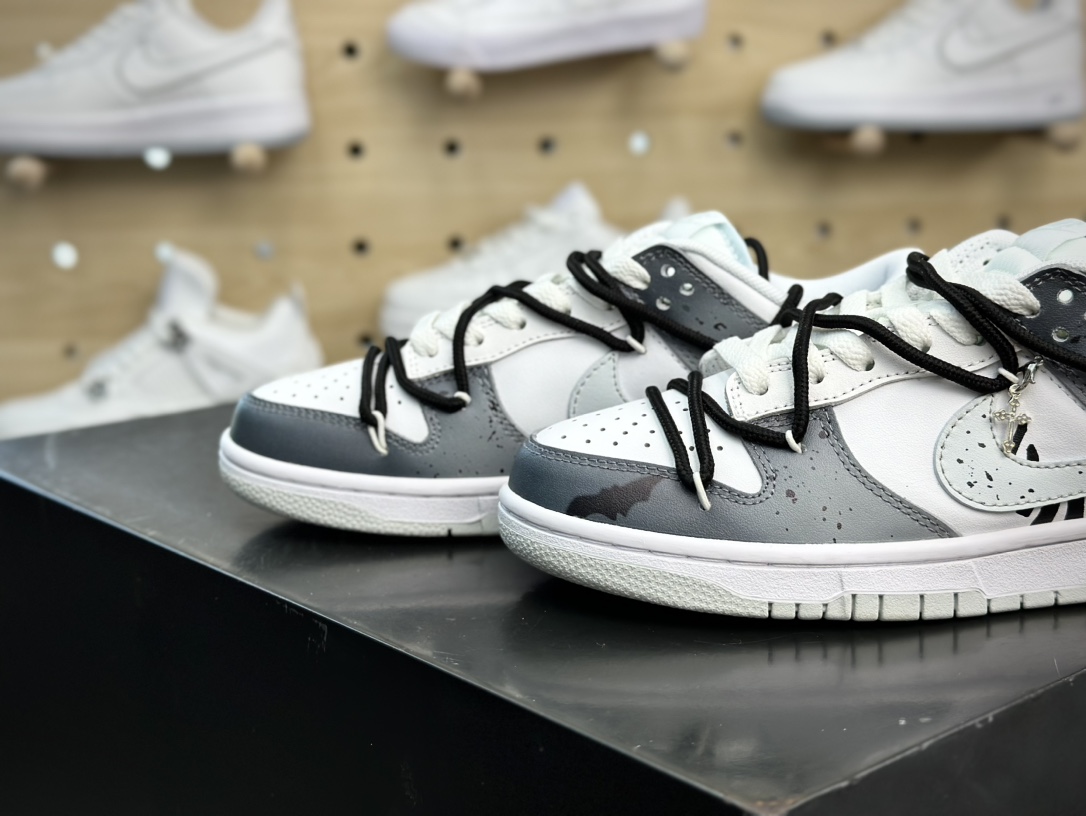 300 男女鞋DIY纯原（P24）Nike SB Dunk Low 泼墨涂鸦 克罗心  DV0831-101