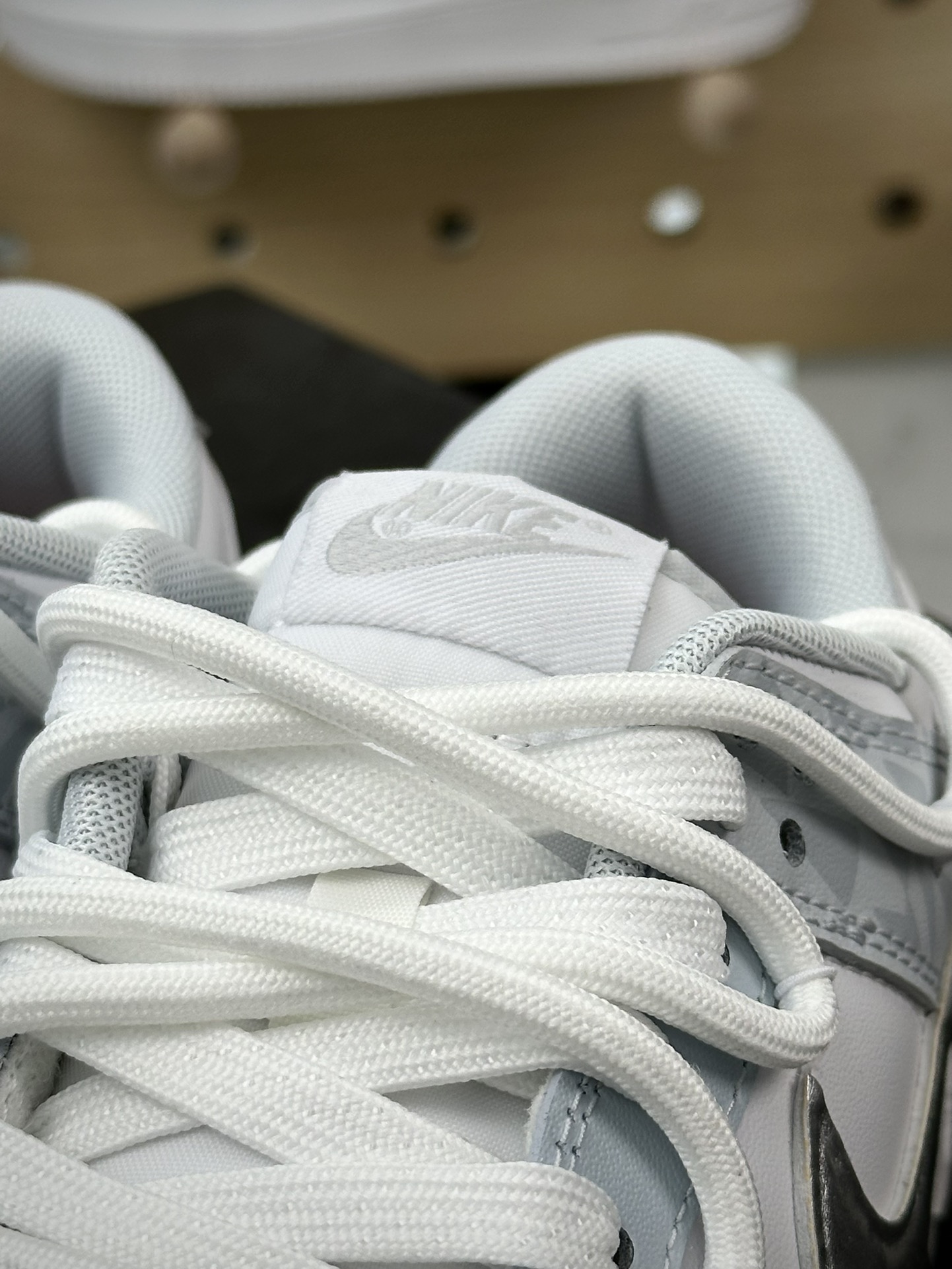 260 耐克Nike SB Dunk Low”White/Red Stardust”扣篮系列低帮板鞋HF0730-160