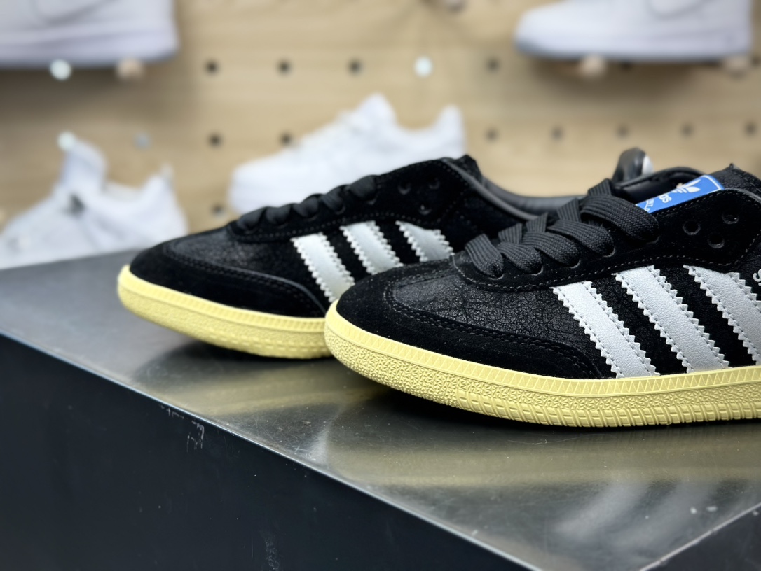 150 男女鞋adidas originals Samba OG 桑巴舞系列复古经典轻便板鞋