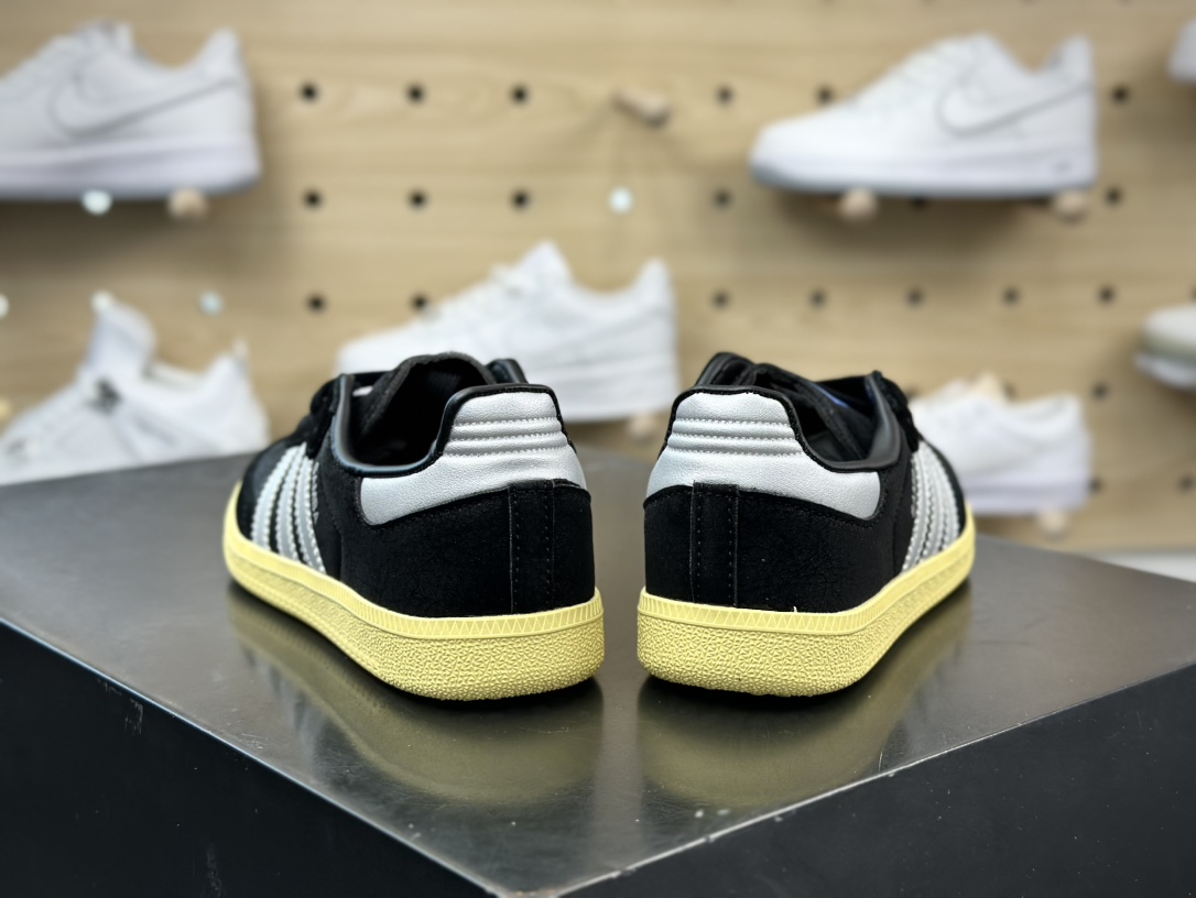 150 男女鞋adidas originals Samba OG 桑巴舞系列复古经典轻便板鞋