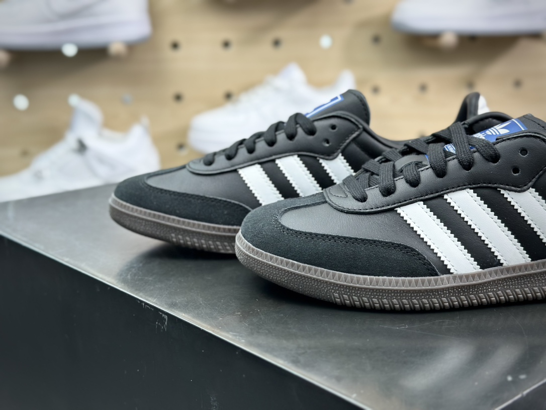 三叶草Adidas Originals Samba Vegan OG桑巴舞系列绅士板鞋“皮革黑白金焦糖底”B75807