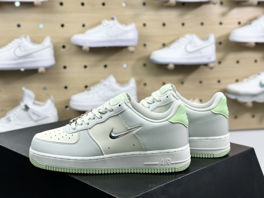 耐克Nike Air Force 1 '07 Next Nature SE ”Sea Glass/Light Silver”空军一号板鞋“海玻璃灰绿银小钩”FN8540-001