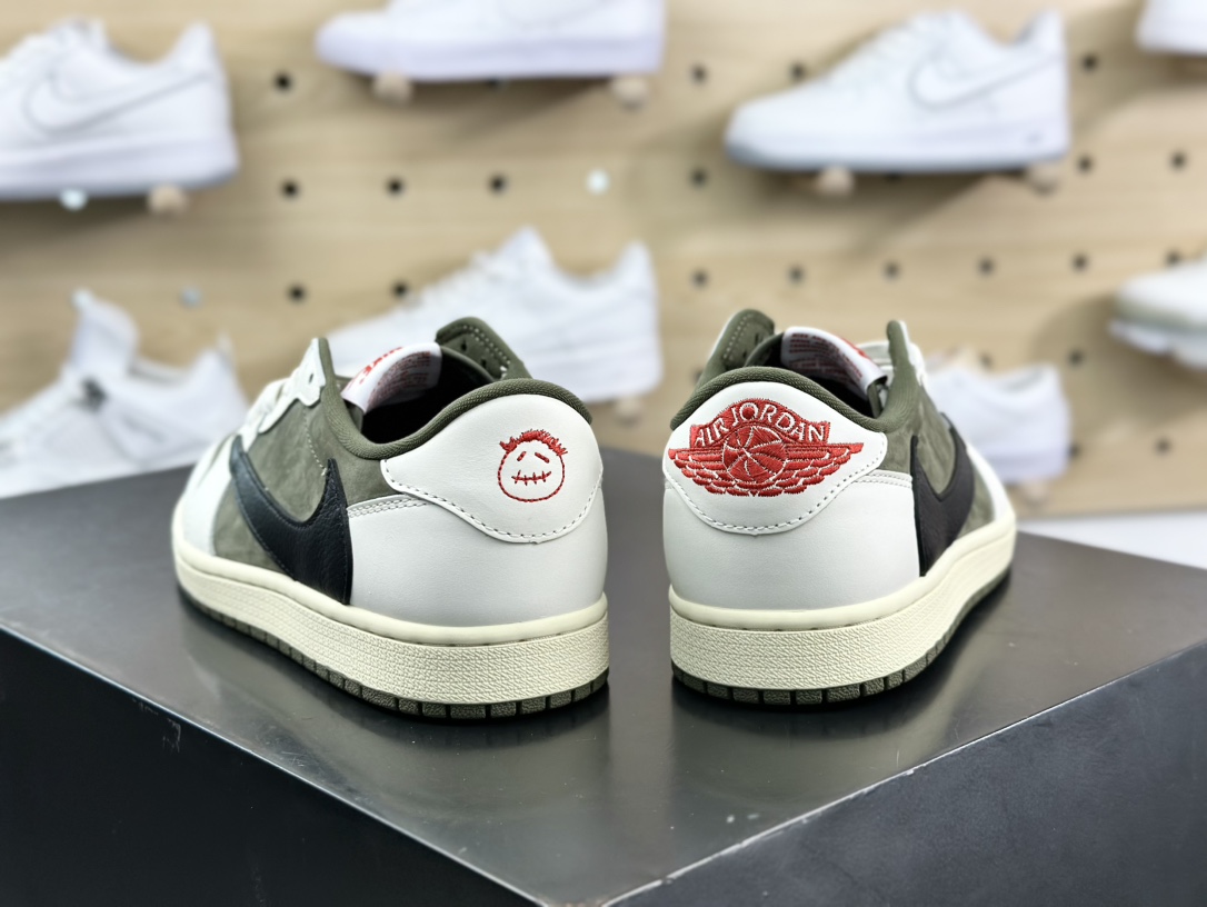 Travis Scott x Nike Air Jordan 1 Low OG”Medium Olive”AJ1乔丹一代运动篮球鞋“TS联名反转橄榄绿白黑倒钩10.0”DM7866-200