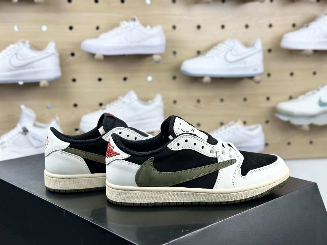 Travis Scott x Nike Wmns Air Jordan 1 Low OG”Olive”AJ1乔丹一代篮球鞋“TS联名反转熊猫橄榄绿倒钩5.0”DZ4137-106