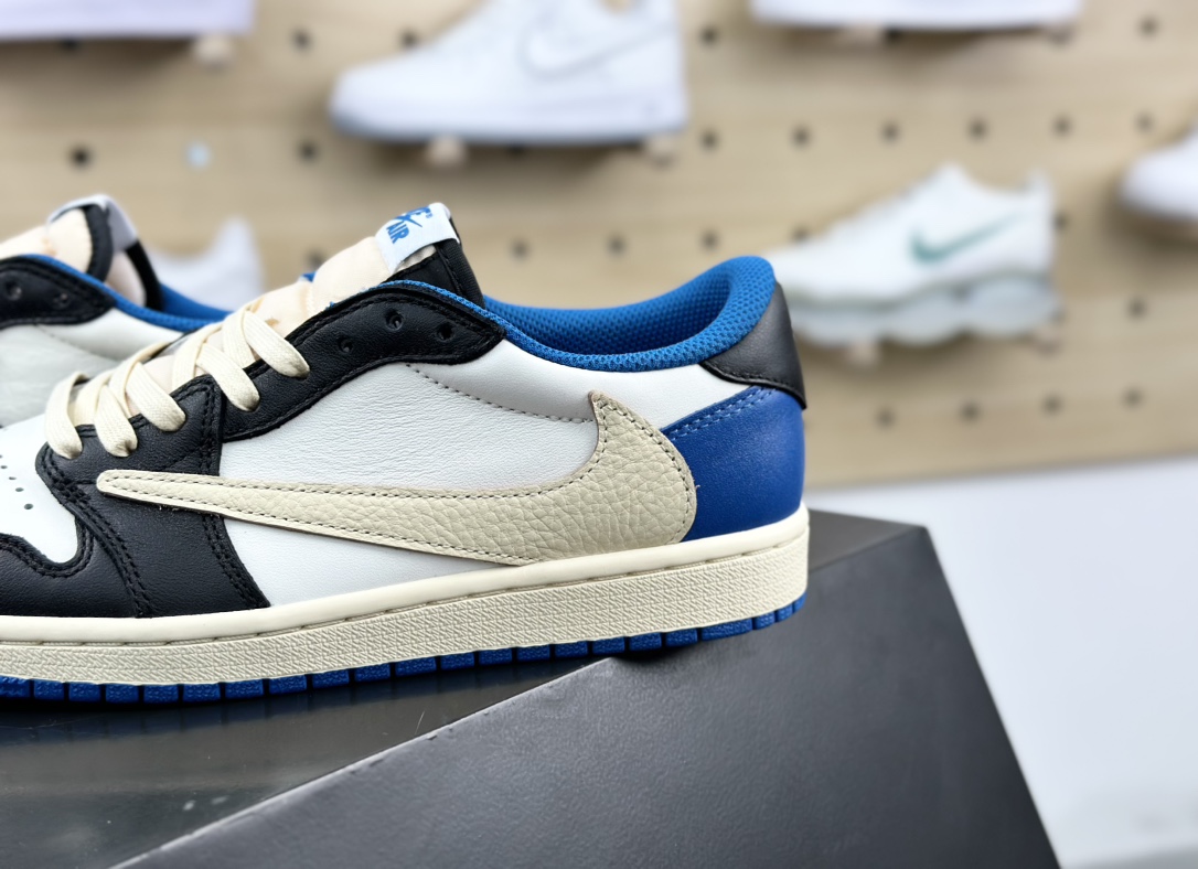 fragment design x Travis Scott x Nike Air Jordan 1 Low OG SP”Military Blue”AJ1乔丹一代经篮球鞋“TS藤原浩联名闪电倒钩”DM7866-140