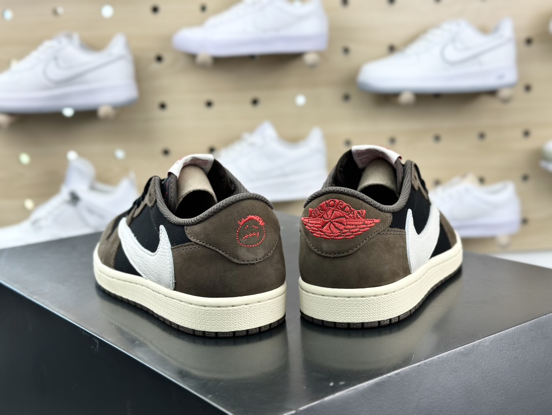 Travis Scott x Nike Air Jordan 1 Retro Low OG”Cactus Jack”AJ1乔丹一代篮球鞋“TS联名深棕黑白倒钩”CQ4277-001