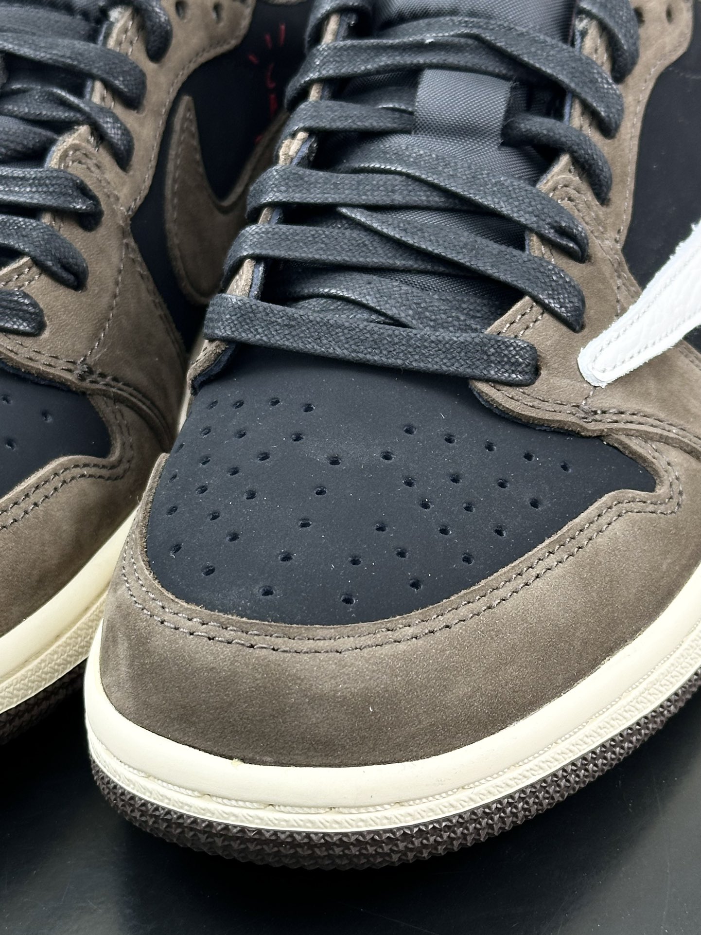 Travis Scott x Nike Air Jordan 1 Retro Low OG”Cactus Jack”AJ1乔丹一代篮球鞋“TS联名深棕黑白倒钩”CQ4277-001