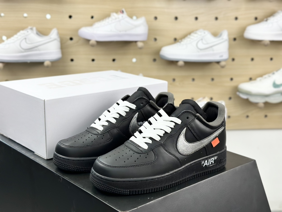 MoMA x Off-White x Nike Air Force 1’07 Low”Black/Metallic Silver”空军一号板鞋“OW全黑橘银钩”AV5210-001