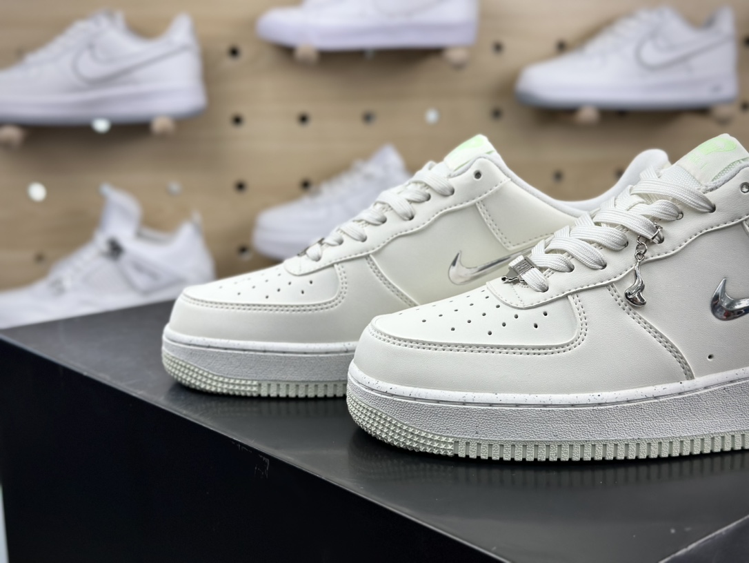 耐克Nike Air Force 1 '07 Next Nature SE ”Sea Glass/Light Silver”空军一号板鞋“海玻璃米白银小钩”FN8540-100