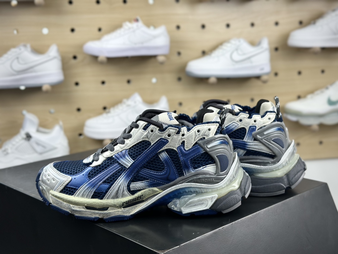 巴黎世家BALENCIAGA Runner Sneaker”Deep Blue/White”2.0慢跑鞋“2.0解构破坏白灰深蓝渐变”772767 WRUNG 2410