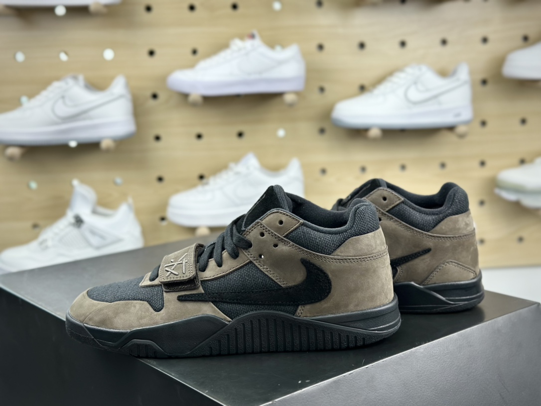 Travis Scott X Nike Jordan Jumpman Jack TR”Dark Mocha”飞人文化篮球鞋“TS联名摩卡暗棕黑倒钩”FZ8117-204