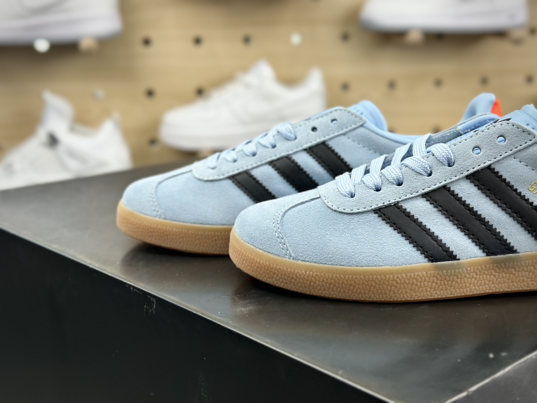 阿迪达斯Adidas Originals Gazelle 90 羚羊90复刻版系列复古板鞋“翻毛晴空蓝黑橙生胶底”JI2076