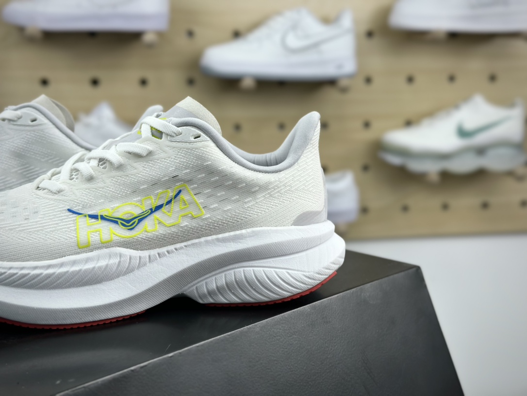 Hoka One One Mach 6 Low 马赫6代系列低帮全马竞速轻量透气网纱休闲运动慢跑鞋“网织白红黄蓝”1147790/WNCL