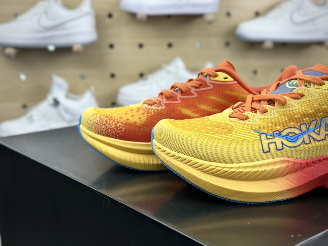 Hoka One One Mach 6 Low 马赫6代系列低帮全马竞速慢跑鞋“网织太阳黄红”1147810/PYS