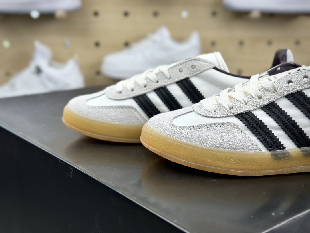 Hikari Shibata x Adidas Gazelle Indoor Trainers”White Night Grey Gum”羚羊运动板鞋“联名米白黑生胶底”IH9985