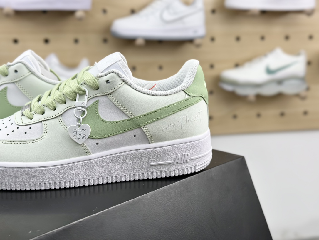 耐克Nike Air Force 1 07 LV8”Matcha Language”空军一号经典低帮百搭休闲运动板鞋“皮革白绿抹茶花语”DY8899-002