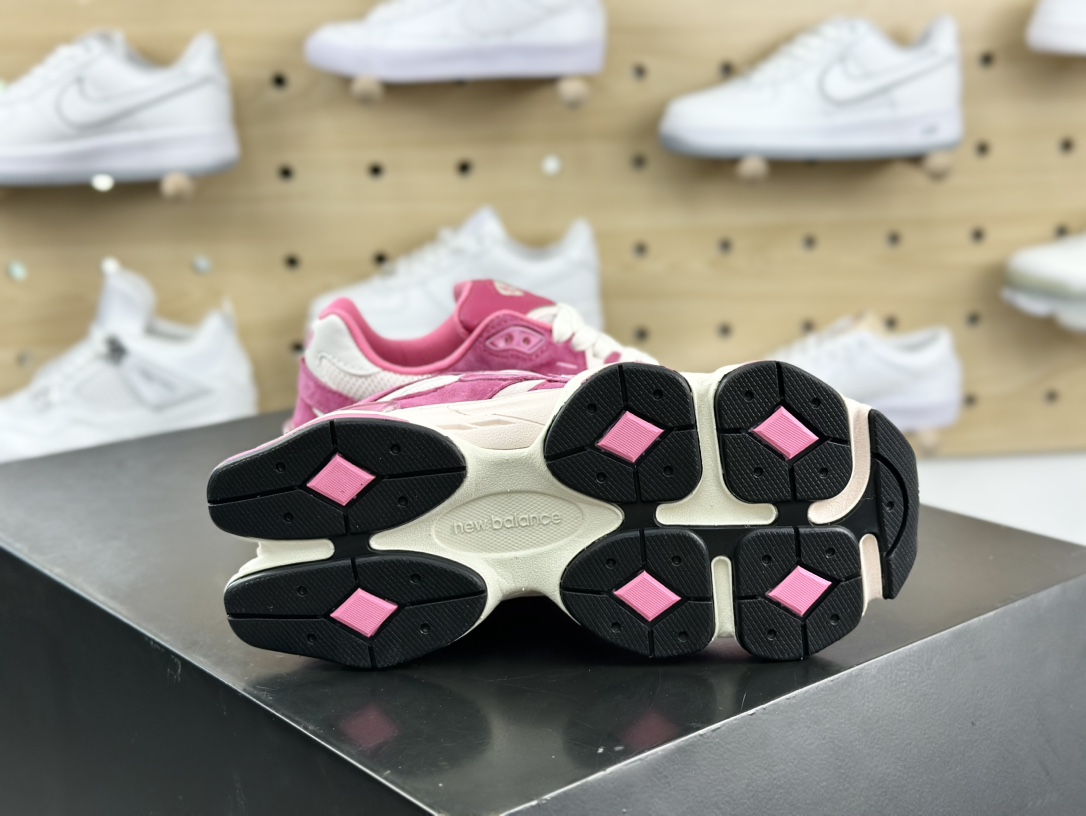 新百伦New Balance 9060”Rose Pink”系列复古跑步鞋“玫粉米白”U9060FP