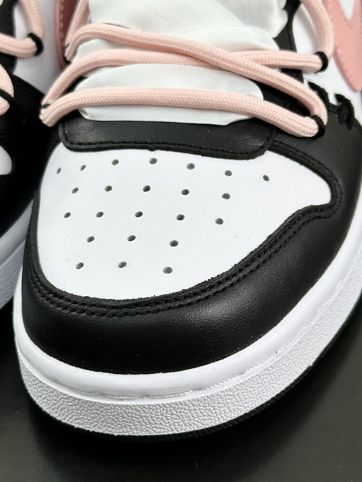 耐克Nike Court Borough Low Recraft 2”Black/Rose/Pink”学院板鞋“黑粉白玫瑰粉绑绳”BQ5448-110