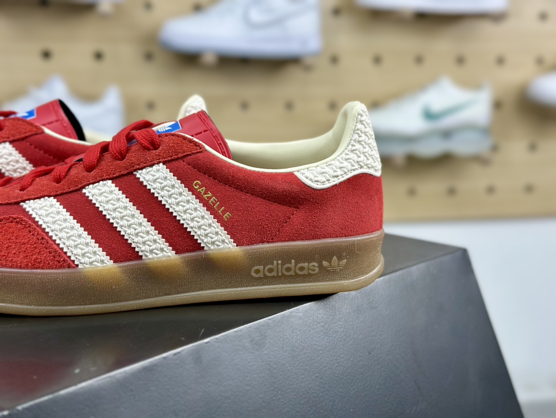 阿迪达斯Adidas Gazelle Indoor Trainers 羚羊内训系列低帮板鞋“翻毛红白生胶底”IF1808