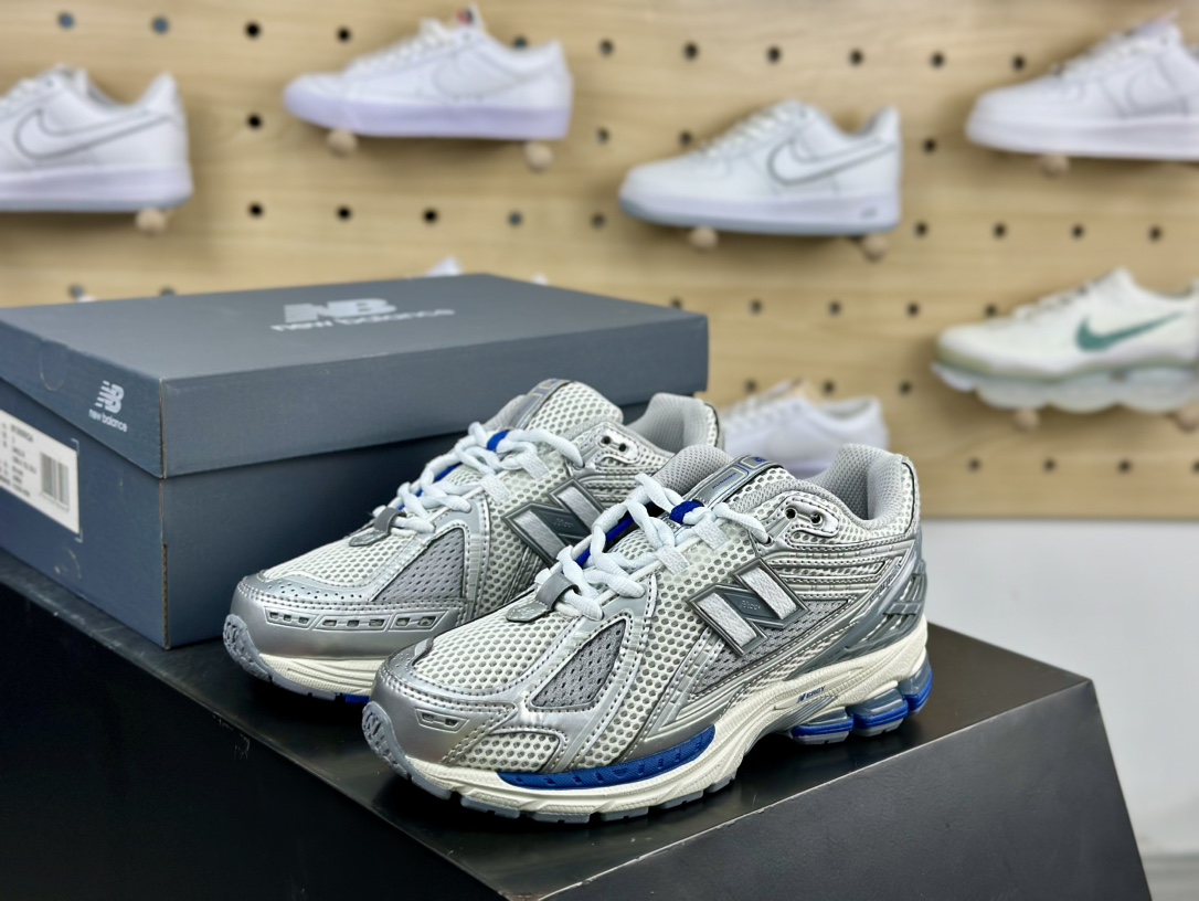 NB新百伦New Balance 1906R”Silver Metallic/Blue”系列低帮慢跑鞋“金属银白蓝”M1906RQA