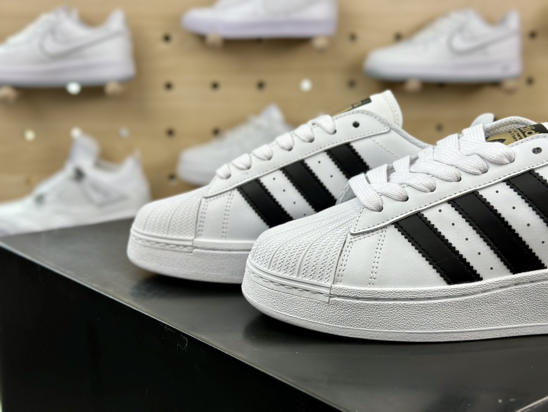 阿迪达斯/三叶草Adidas Originals Superstar XLG 贝壳头系列低帮厚底板鞋“皮革白黑金LOGO”IF9995