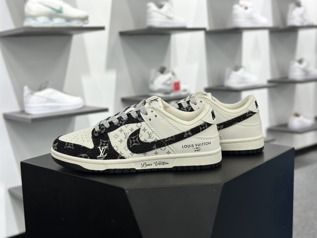 路易威登Louis Vuitton x Nike SB Dunk Low Lot”Black/Beige/LV Monogram”扣篮滑板板鞋“拼接米白牛仔黑灰LV提花绑绳”JH8310-946