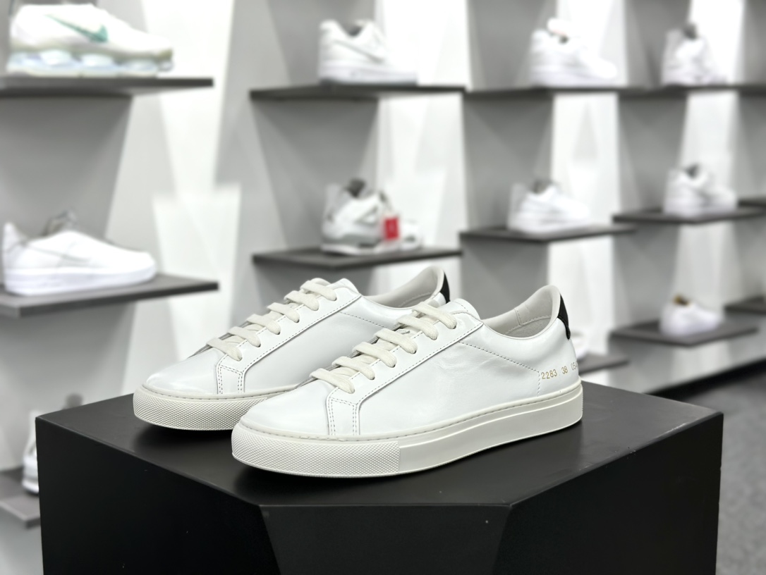 WOMAN by Common Projects Achilles Low经典阿基里斯系列百搭低帮板鞋“全白黑后跟”