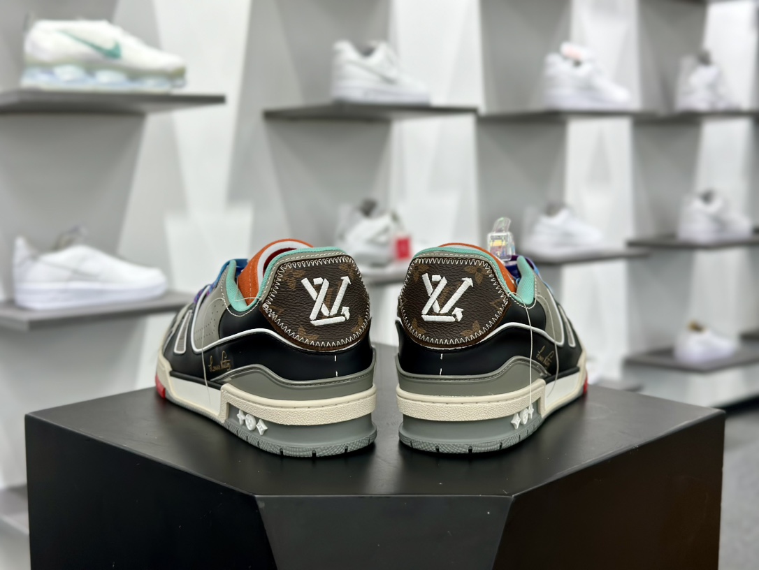 LV路易威登Louis Vuitton Trainer Sneaker Low 低帮复古休闲运动文化百搭篮球板鞋 1A8QAN