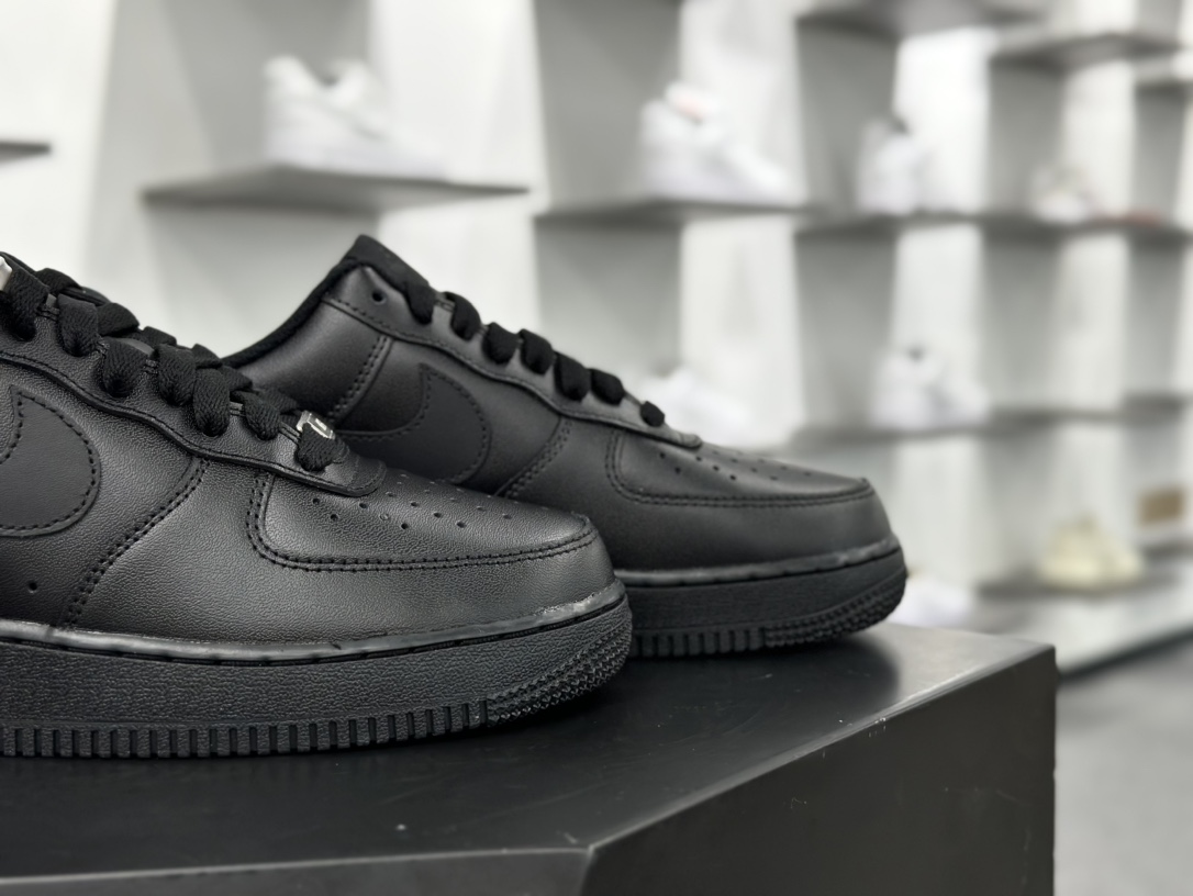 耐克Nike By You Air Force 1'07 Low Retro SP空军一号低帮板鞋“亮皮全黑空军”CW2288-001