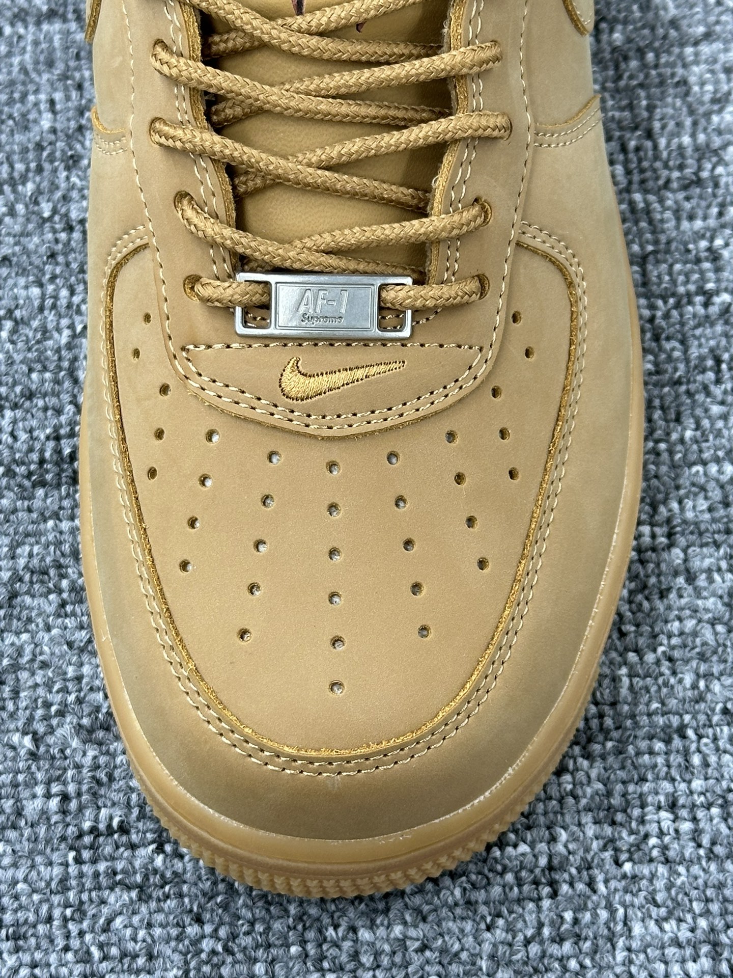 Supreme x Nike Air Force 1 Low'07”Wheat Flax”空军一号低帮板鞋“Sup麦黄”DN1555-200