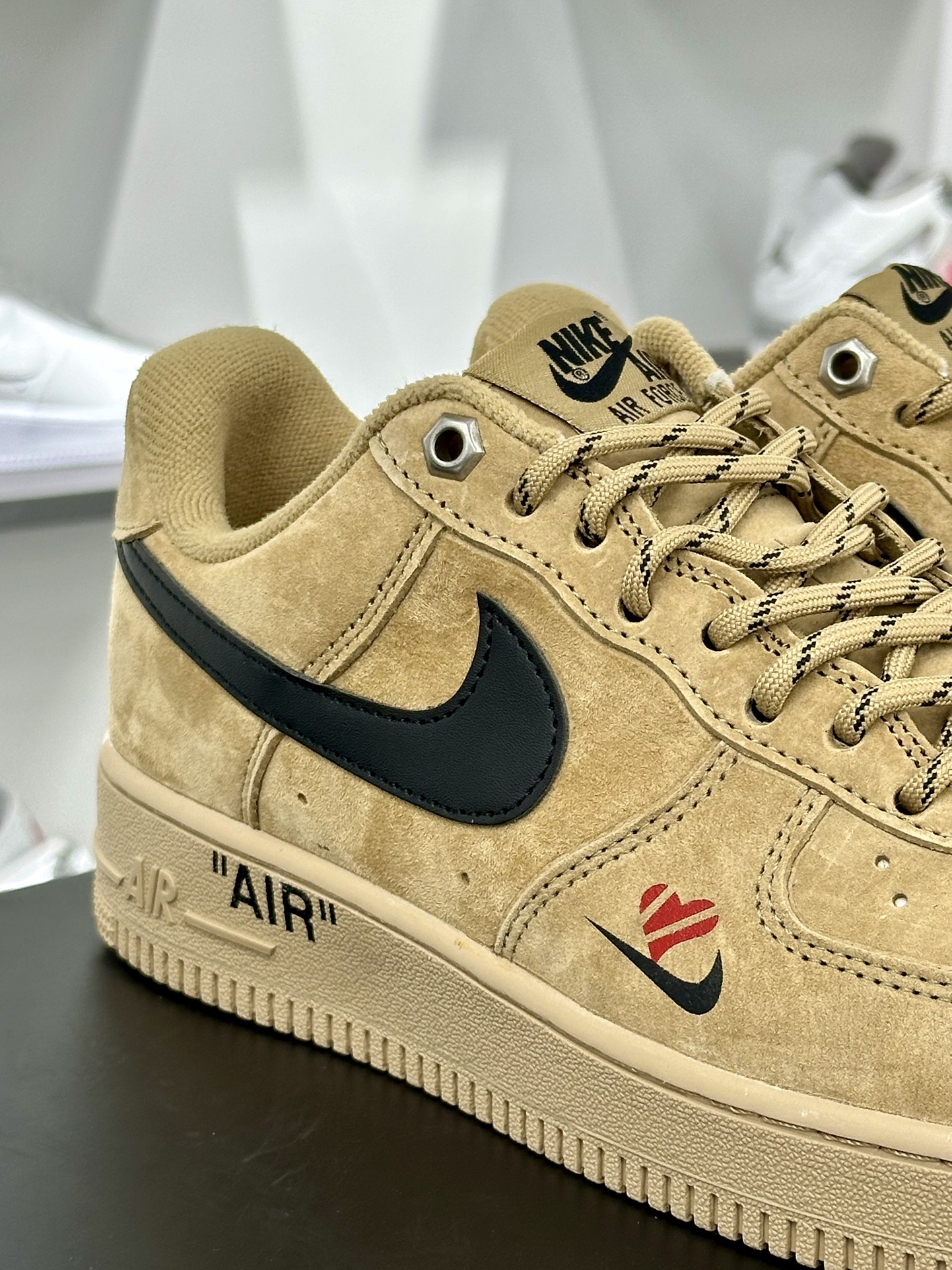 耐克Nike SB Dunk Low”Wheat/Flax”扣篮系列低帮板鞋“磨砂新麦黄棕”CJ9179-200