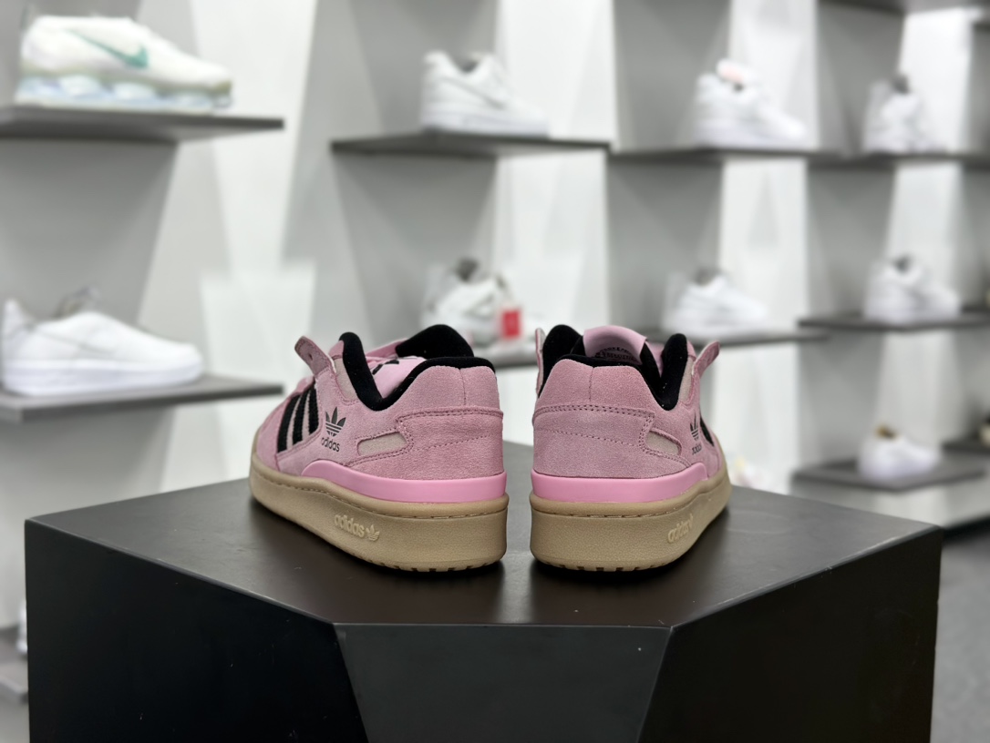 阿迪达斯/三叶草Adidas Originals Forum Low CL 罗马系列低帮板鞋“翻毛浅粉黑生胶底”JH6287